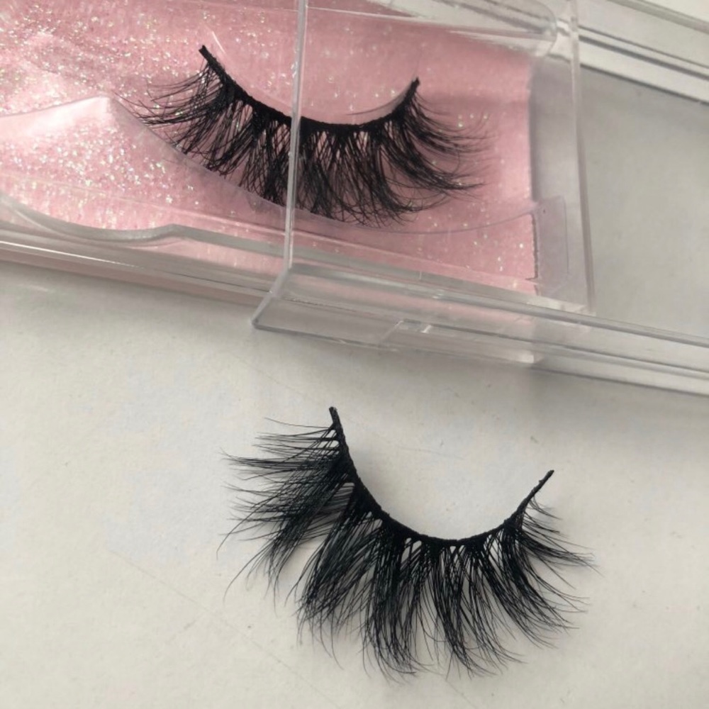 π Athena 3D Handmade Mink False Lashes π - Picture 3 of 4
